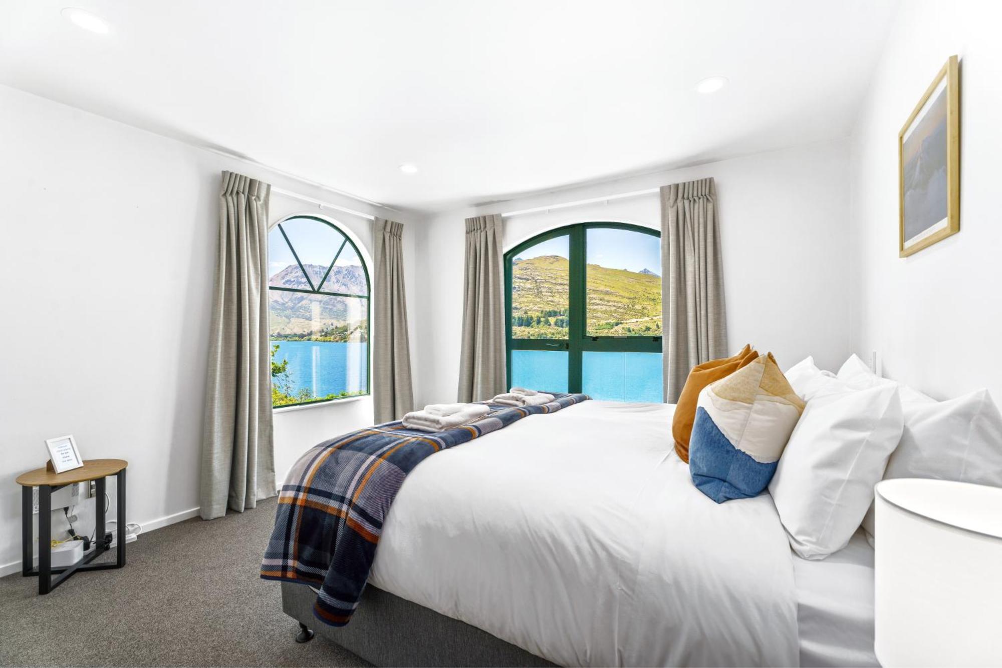 Lakefront Living At Remarkables Retreat - Eight Queenstown Zewnętrze zdjęcie