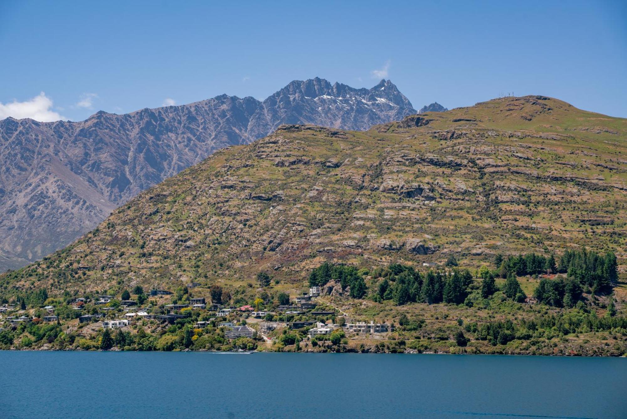 Lakefront Living At Remarkables Retreat - Eight Queenstown Zewnętrze zdjęcie
