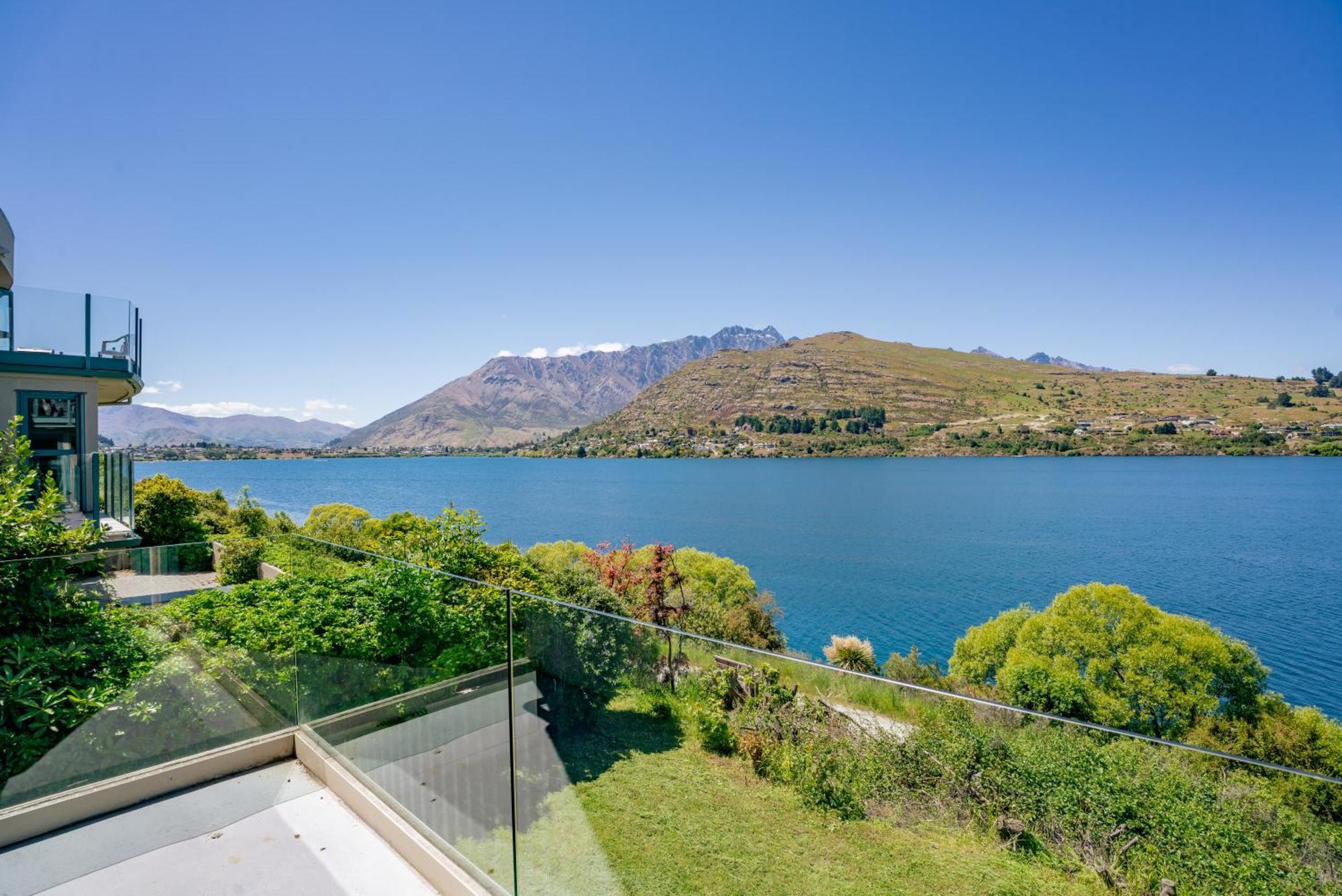 Lakefront Living At Remarkables Retreat - Eight Queenstown Zewnętrze zdjęcie